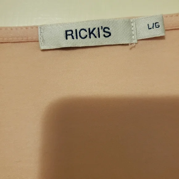 Ladies top - Picture 5 of 8